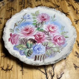 Plato colgante decorativo floral rosa y azul redondo pintado a mano S firma Kuzuya - Imagen 1 de 5