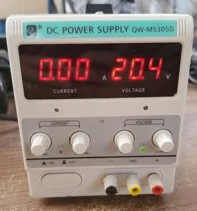 DC Voltage Regulator Power Supply QW-MS305D Output 0-30V 0-5A 100-120V AC - Picture 1 of 18