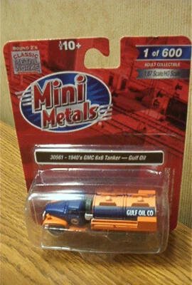 Mini Metals 1940's GMC 6x6 Tanker-GULF OIL  30561  1 of 600 - Imagem 1 de 2