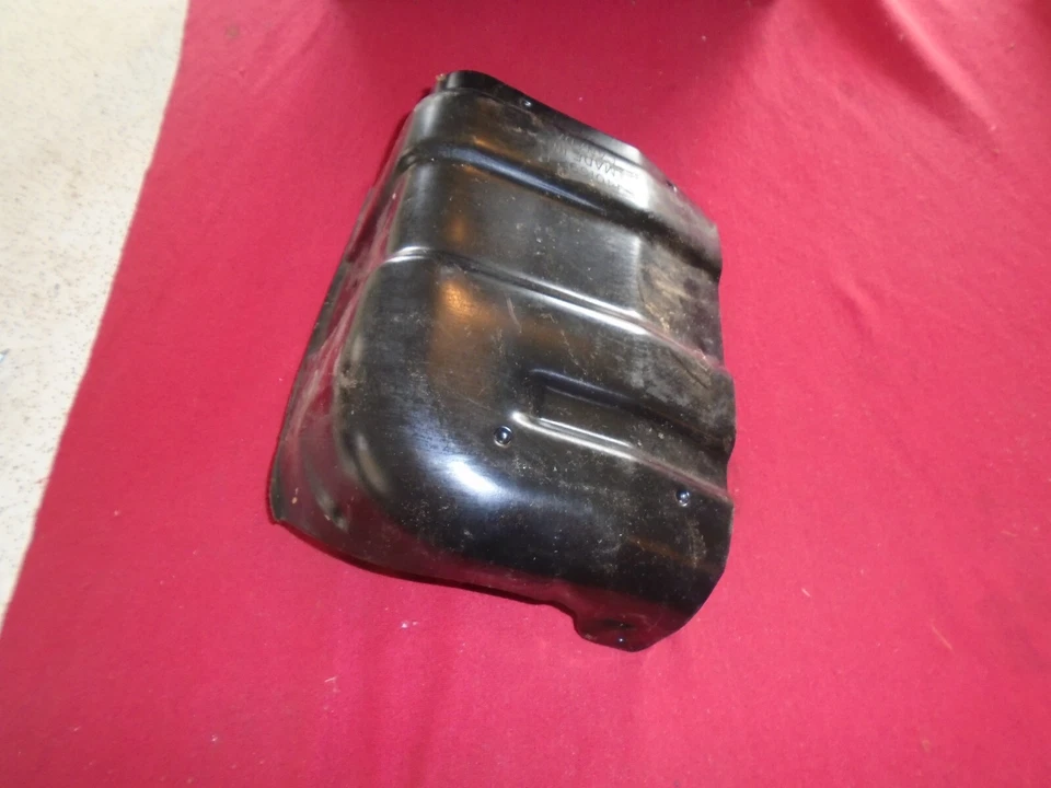 GM 14016924 ESCUDO TANQUE COMBUSTIBLE CHEVROLET CHEVETTE PONTIAC ACADIAN T1000 1976-1987 Foto 1 de 1