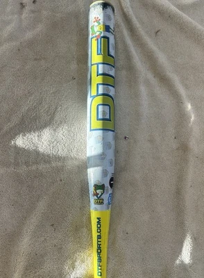 Bate de softbol siniestro Monsta DTF 2021 mango rígido 22SPSA1 ASA EE. UU. 25 OZ M2 lo último Foto 1 de 4