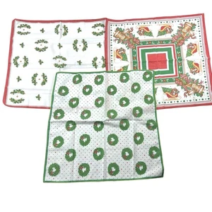 Vintage Christmas Print Napkins Set of 10 Bells Sleighs Wreath Design Holiday - Picture 1 of 10
