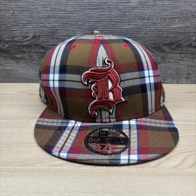 Gorra New Era B Logo Ajustada Para Hombres 7 1/2 Roja Marrón A Cuadros Béisbol Billete Plano Foto 1 de 4