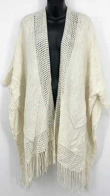 NUEVO Cárdigan Poncho Max Edition Mujer Talla Única Crema Flecos Dobladillo Acrílico Boho Foto 1 de 4