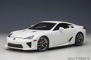 1:18 AUTOART Lexus Lfa Coupe 2012 White AA78850 - Foto 1 di 2