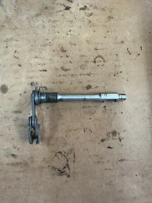 2001 KAWASAKI KDX200 ПРИВОД РЫЧАГА СЦЕПЛЕНИЯ И ПРУЖИНА 1995-2006 KDX200 220 - Изображение 1 из 4