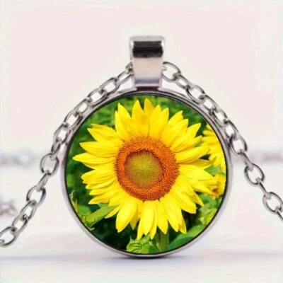Colar pingente de vidro redondo design girassol amarelo vibrante - Imagem 1 de 4