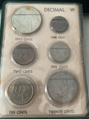 1966 Australia  BP Wallet Decimal 6 coin set Silver 50c. (#20012) - Image 1 of 4