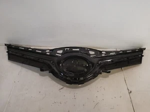 TOYOTA YARIS RACK GRILL 53101-0D650 ORIGINAL TOP SCHNELLER VERSAND 2014-2015 - Bild 1 von 12