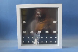 Lego - Harry Potter - Minifigure Display Frame - Picture 1 of 3