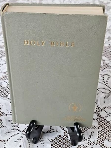 1959 HOLY BIBLE PLACED BY THE GIDEONS KJV OLD AND NEW TESTAMENTS VTG HC EDITION - Picture 1 of 5