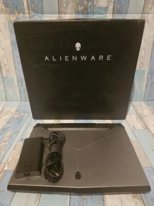 Alienware 17 R4 17.3" Intel I7-7820HK, 32GB RAM, 1TB +256GB, New Battery - Picture 1 of 6