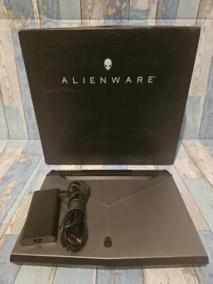 Alienware 17 R4 17.3" Intel I7-7820HK, 32GB RAM, 1TB +256GB, New Battery - Image 1 of 4