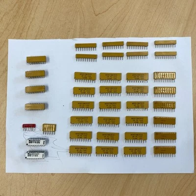 (18)TECHNO RESISTOR NETWORK M8340106M1002GC+(22) Assorted Resistors..B19-15 - Image 1 of 4