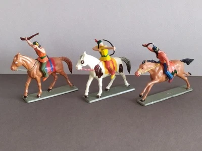 STARLUX FARWEST CAVALIERS INDIENS ensemble de plusieurs figurines lot 3 - Photo 1/4