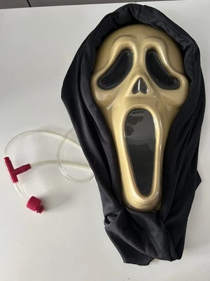 Scream Ghost Face Bleeding Fun World Adult Mask 2012 No Bag - Image 1 of 2