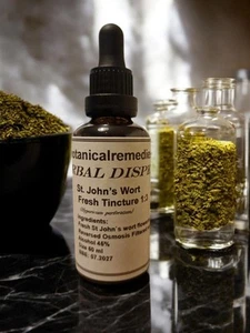 St. John’s Wort tincture fresh (Hypericum perforatum L.) -Botanical Remedies- - Picture 1 of 5