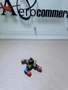 Piper PA-28 Fuel Selector Valve 491-947 (0108) - Foto 1 di 13