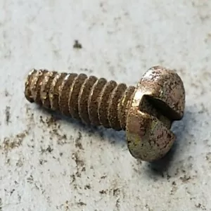 "TORNILLO DE GOLPETEO AUTOMÁTICO ORIGINAL McCulloch 110663 nuevo de lote antiguo fabricante de equipos originales 4-40 x 9/32" - Imagen 1 de 5