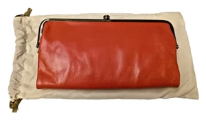 HOBO Lauren Clutch-Wallet in Cherry Blossom - Picture 1 of 6
