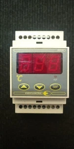 Controlador de temperatura Every Control EC 6-133 C110 S001... franqueo gratuito en el Reino Unido. - Imagen 1 de 6
