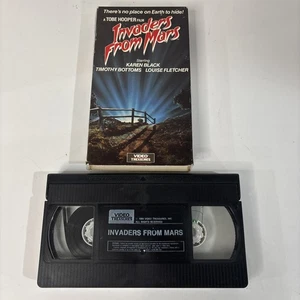 Invaders From Mars VHS 1989 Movie Horror Sci-Fi Tobe Hooper Original 80's Cult - Picture 1 of 2