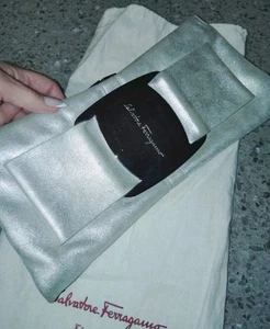 $800 Salvatore Ferragamo Silver Vara Clutch Bag Bow Logo Large  - Picture 1 of 7