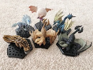 6x Capcom Figure Builder Monster Hunter Figuren "BESTE AUSWAHL" Serie in Box - Bild 1 von 8