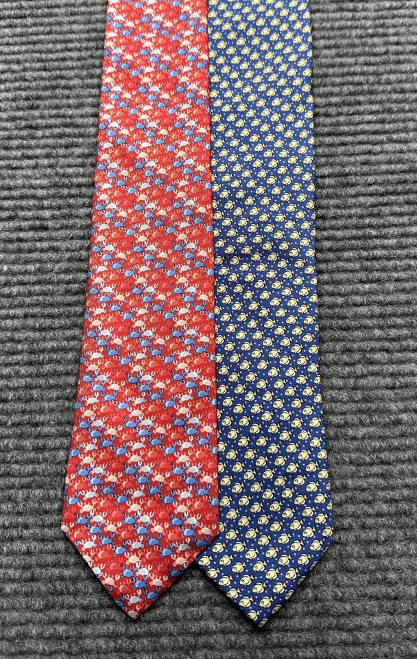 Lote de 2 corbatas Tommy Hilfiger para hombre cangrejos rojos peces azules 100 % seda Foto 1 de 4