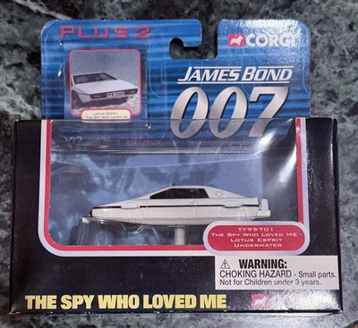 CORGI James Bond 007 PLUS 2 The Spy Who Love Me Lotus Esprit Underwater Model - Image 1 of 4
