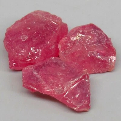 LUMINOUS SET! 11.25ct.Very Nice Red Pink Ruby Mozambique Shapeless Rough 9x7mm. - Image 1 of 4
