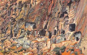 Postal casi nueva: Cave Dwellings, Puye Ruins, Nuevo México, lino, años 40 - Imagen 1 de 2