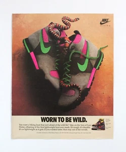 1989 Vintage Nike Hiking Magazine Ad Print - Worn to be Wild Snake Boots - Bild 1 von 2