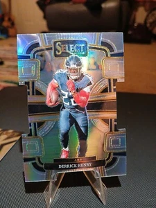 Panini Select Silver Derrick Henry Die-Cut 2023 - Foto 1 di 2