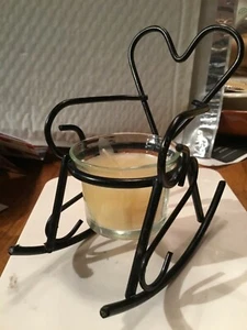 Wire Heart Shaped Rocking Chair Tea Light Holder - Picture 1 of 3
