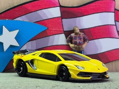 TOMICA #70 LAMBORGHINI AVENTADOR SVJ SUELTO ESCALA 1/68 ¡JUEGO LAMBORGHINI STOCK EN ESTADOS UNIDOS! Foto 1 de 4