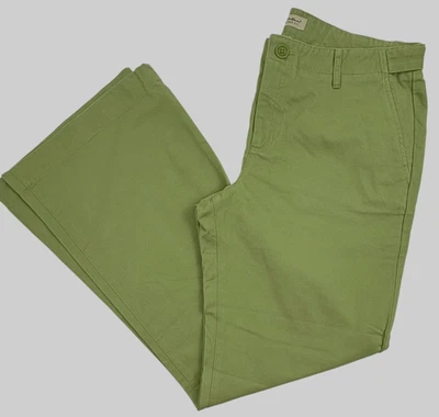 NWT Eddie Bauer Vashon Fit Chino Pants 100% Cotton Green Boot Cut Wide Leg 14 - Image 1 of 4