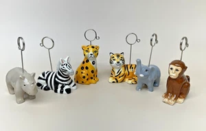PIER 1 IMPORTS Cerámica Animal Salvaje Selva Lugar Portatarjetas Foto Tigre Rinoceronte - Imagen 1 de 6