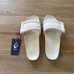 NWT NEW Olukai Sunbeam Slide Comfort Sandals Off-White Women’s Size 10 Hawaiian - Picture 1 of 6