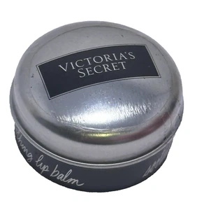 Victoria’s Secret Balsamo Labbra Morbido Lenitivo Riparatore Mega Nutriente Nuovo - Foto 1 di 2