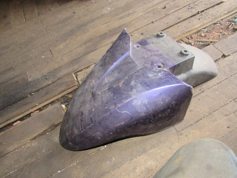 Guardabarros delantero Suzuki GSX1100 1992 Katana Foto 1 de 1