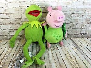 HTF 2003 musical Peppa Pig and Muppets wanted kermit plush toy collectable - Picture 1 of 6