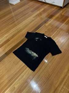 Camiseta Undercover Jun Takahashi SS09 Young Martyr “Lake Girl” Negra ✅ Talla 2 - Imagen 1 de 7
