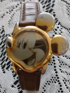 Reloj de Cuarzo Disney Mickey Mouse Lorus Japón Cuero Tono Dorado - JAPÓN De Colección - Imagen 1 de 4