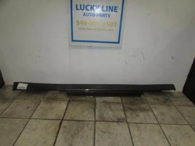 Moldura basculante izquierda NISSAN GT-R 09 10 11 12 13 14 15 16 SOLO RECOGIDA Foto 1 de 3