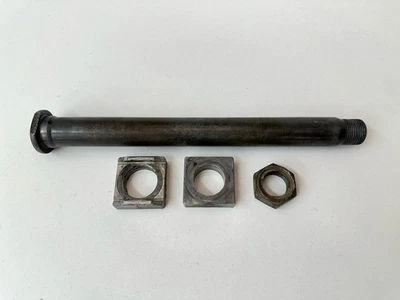 OEM 02-08 HONDA CRF250R CRF450R / 04-17 CRF250X EJE DE RUEDA TRASERA Y TUERCA Foto 1 de 4