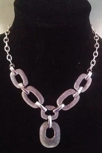 Collar de eslabones de cadena ovalados tono plata Trifari gota 16 pulgadas 2" extensor - Imagen 1 de 8