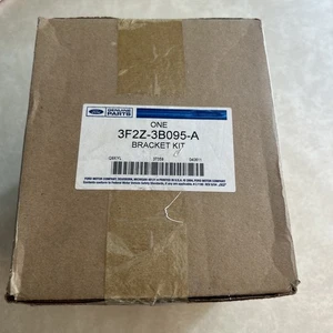 New OEM Sub Frame Control Arm Bracket Kit 1999-2003 Windstar 3F2Z-3B095-A - Picture 1 of 15