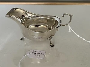 STERLINGSILBER SAUCIERE AUF DREI HUFFÜSSEN (SHEFF-1932) 152 GM - Bild 1 von 5