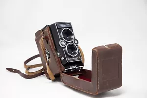 Rolleiflex Rollei Magic II Xenar f/3.5 Lens - 75mm with original leather case - Picture 1 of 4